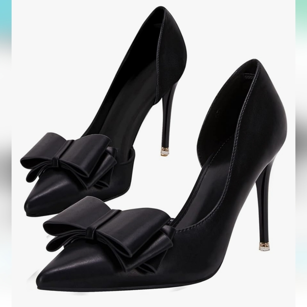 NWT Black Leather Bow Heels